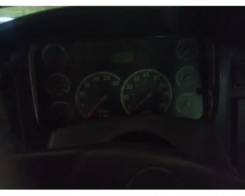 FREIGHTLINER M2 106 GAUGE CLUSTER