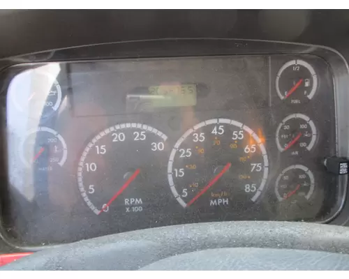 FREIGHTLINER M2 106 GAUGE CLUSTER