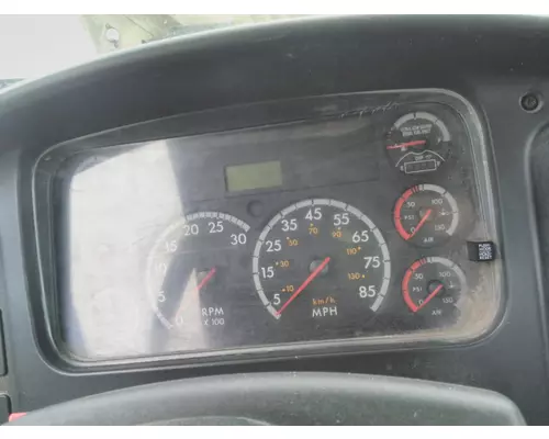 FREIGHTLINER M2 106 GAUGE CLUSTER
