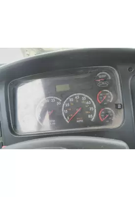 FREIGHTLINER M2 106 GAUGE CLUSTER
