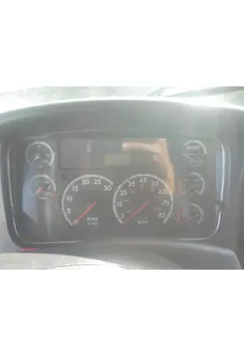 FREIGHTLINER M2 106 GAUGE CLUSTER