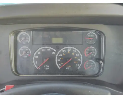 FREIGHTLINER M2 106 GAUGE CLUSTER