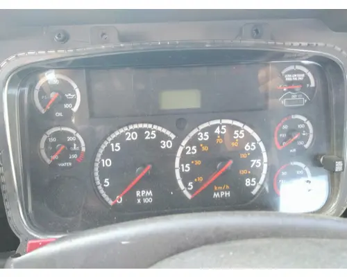 FREIGHTLINER M2 106 GAUGE CLUSTER