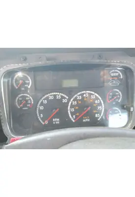 FREIGHTLINER M2 106 GAUGE CLUSTER