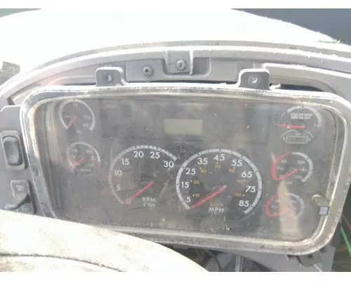 FREIGHTLINER M2 106 GAUGE CLUSTER