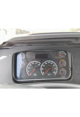 FREIGHTLINER M2 106 GAUGE CLUSTER