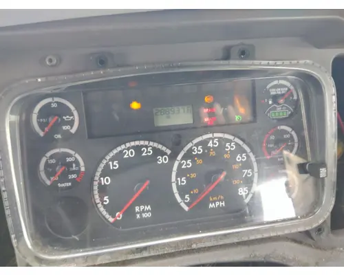 FREIGHTLINER M2 106 GAUGE CLUSTER