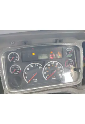 FREIGHTLINER M2 106 GAUGE CLUSTER