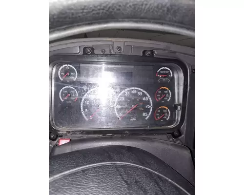 FREIGHTLINER M2 106 GAUGE CLUSTER