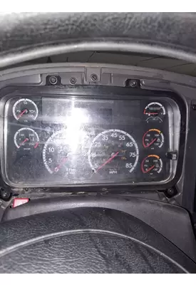 FREIGHTLINER M2 106 GAUGE CLUSTER