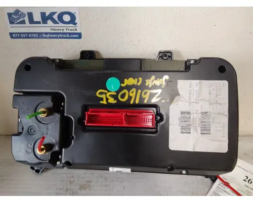 FREIGHTLINER M2 106 GAUGE CLUSTER