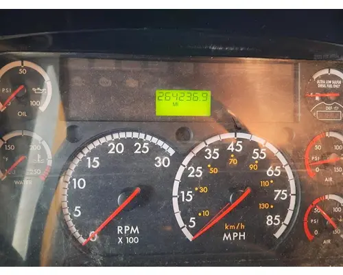 FREIGHTLINER M2 106 GAUGE CLUSTER