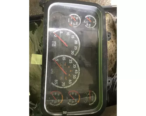 FREIGHTLINER M2 106 GAUGE CLUSTER