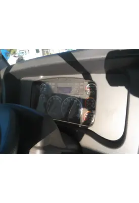 FREIGHTLINER M2 106 GAUGE CLUSTER