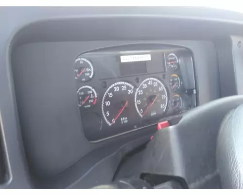 FREIGHTLINER M2 106 GAUGE CLUSTER
