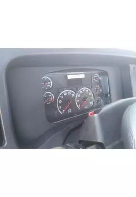 FREIGHTLINER M2 106 GAUGE CLUSTER