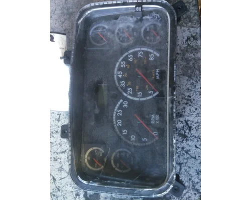FREIGHTLINER M2 106 GAUGE CLUSTER