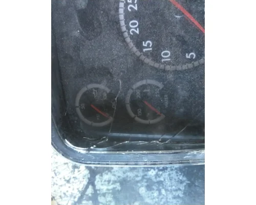FREIGHTLINER M2 106 GAUGE CLUSTER