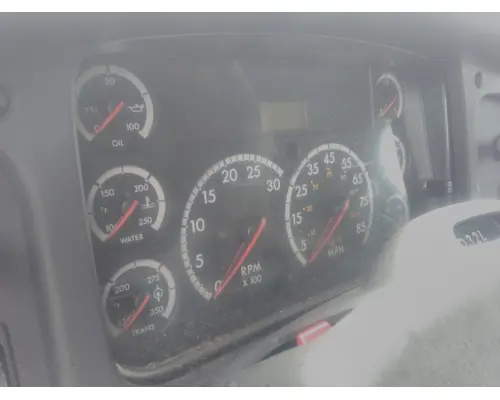 FREIGHTLINER M2 106 GAUGE CLUSTER