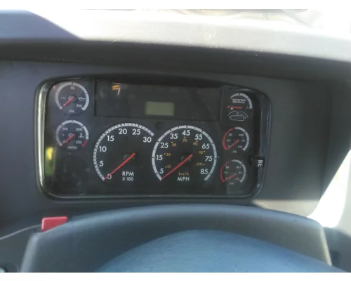 FREIGHTLINER M2 106 GAUGE CLUSTER