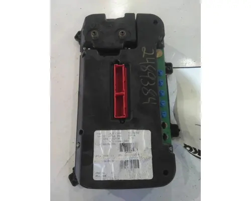 FREIGHTLINER M2 106 GAUGE CLUSTER