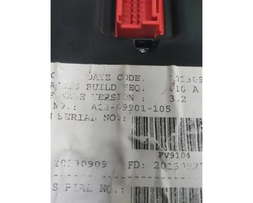 FREIGHTLINER M2 106 GAUGE CLUSTER