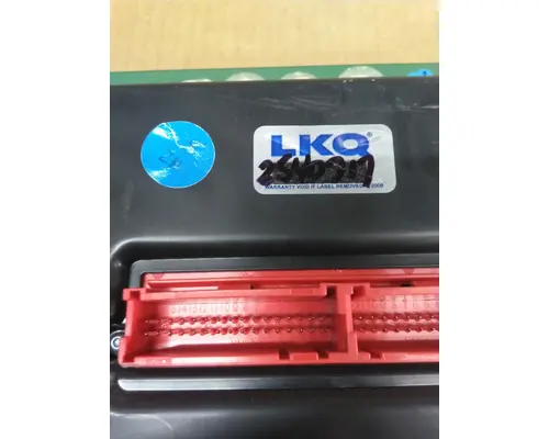 FREIGHTLINER M2 106 GAUGE CLUSTER