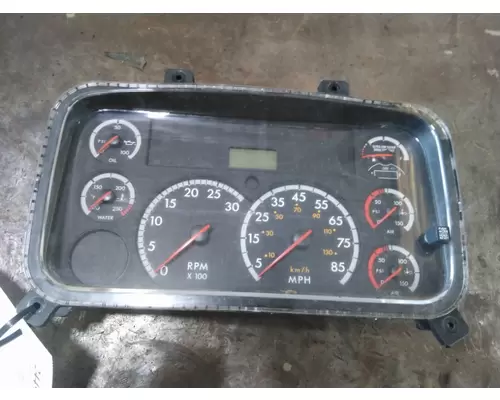 FREIGHTLINER M2 106 GAUGE CLUSTER