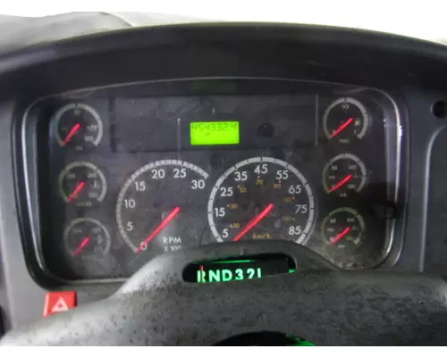 FREIGHTLINER M2 106 GAUGE CLUSTER