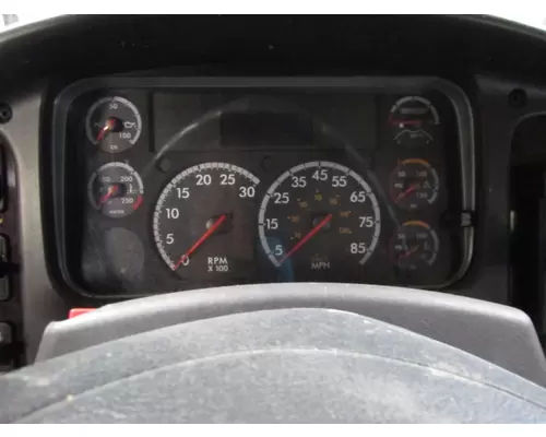 FREIGHTLINER M2 106 GAUGE CLUSTER