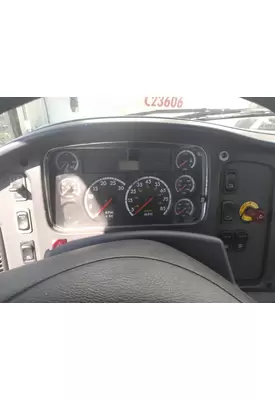 FREIGHTLINER M2 106 GAUGE CLUSTER