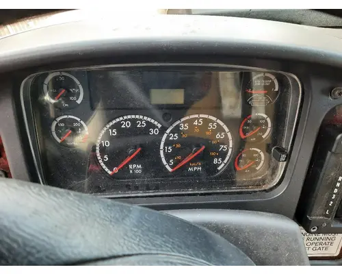 FREIGHTLINER M2 106 GAUGE CLUSTER