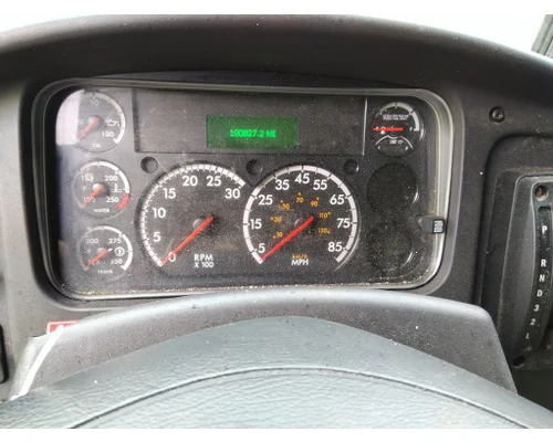 FREIGHTLINER M2 106 GAUGE CLUSTER