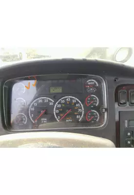 FREIGHTLINER M2 106 GAUGE CLUSTER