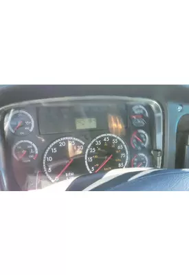 FREIGHTLINER M2 106 GAUGE CLUSTER