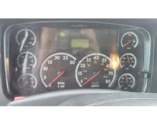 FREIGHTLINER M2 106 GAUGE CLUSTER