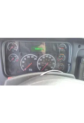 FREIGHTLINER M2 106 GAUGE CLUSTER