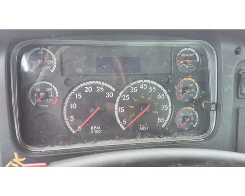 FREIGHTLINER M2 106 GAUGE CLUSTER