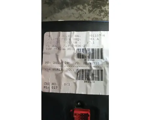 FREIGHTLINER M2 106 GAUGE CLUSTER