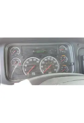 FREIGHTLINER M2 106 GAUGE CLUSTER