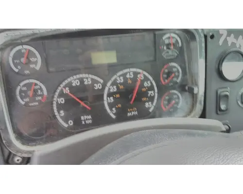 FREIGHTLINER M2 106 GAUGE CLUSTER