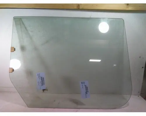 FREIGHTLINER M2 106 GLASS, DOOR, FRONT