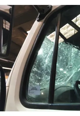 FREIGHTLINER M2 106 GLASS, DOOR VENT, FRONT