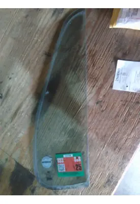 FREIGHTLINER M2 106 GLASS, DOOR VENT, FRONT