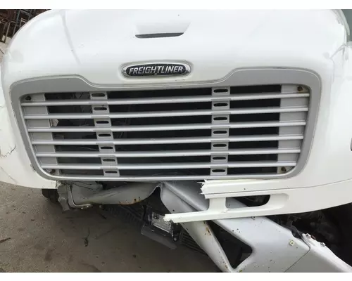 FREIGHTLINER M2 106 GRILLE