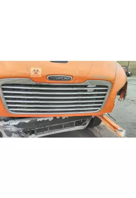 FREIGHTLINER M2 106 GRILLE