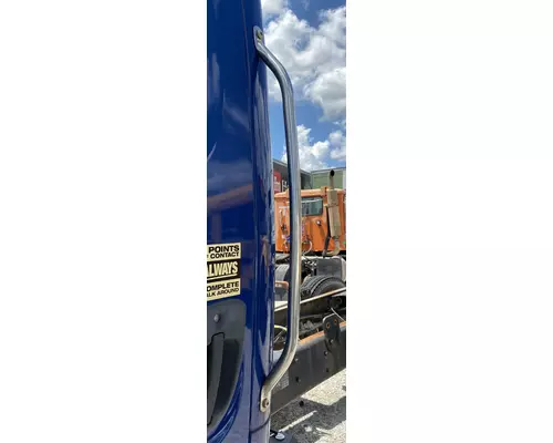 FREIGHTLINER M2 106 Grab Handle