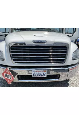 FREIGHTLINER M2 106 Grille