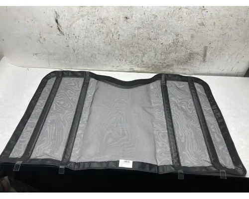 FREIGHTLINER M2-106 Grille