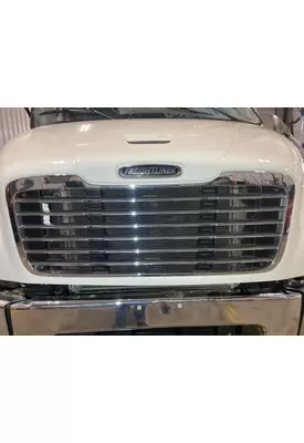 FREIGHTLINER M2-106 Grille